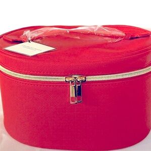 NEW MACY’S Red Large zip Train Case Tote 9.5 x 7.5 NWT +FREE items for you